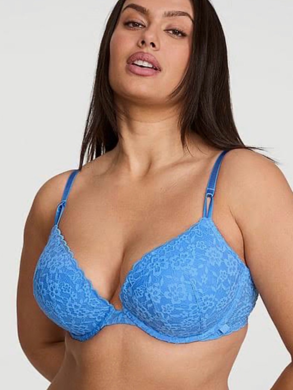 Victoria’s Secret Lace Push-Up Bra in Bright Blue